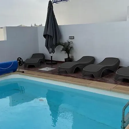 House White Nyaraló Playa Blanca